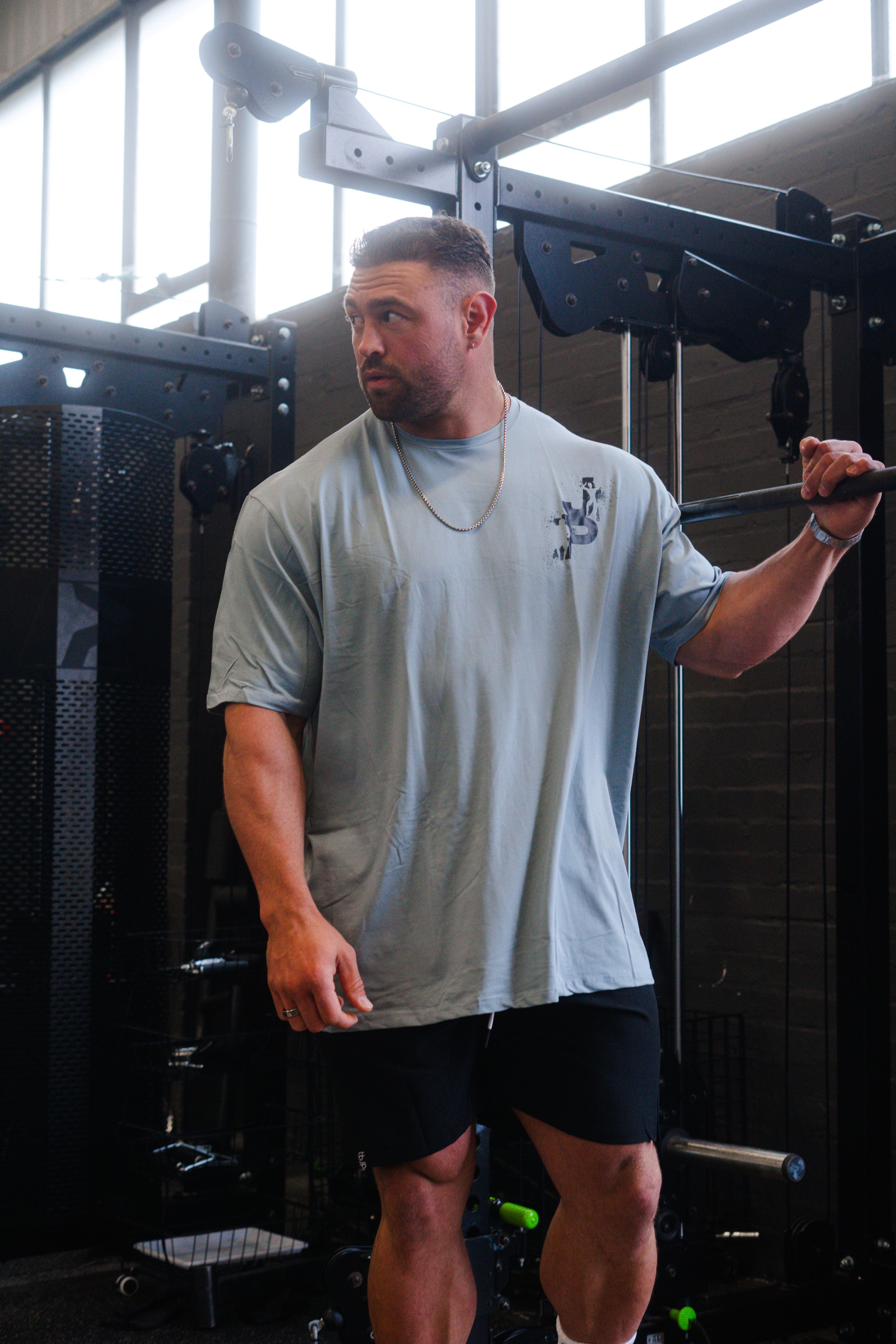 Circle Logo Tee in Grey