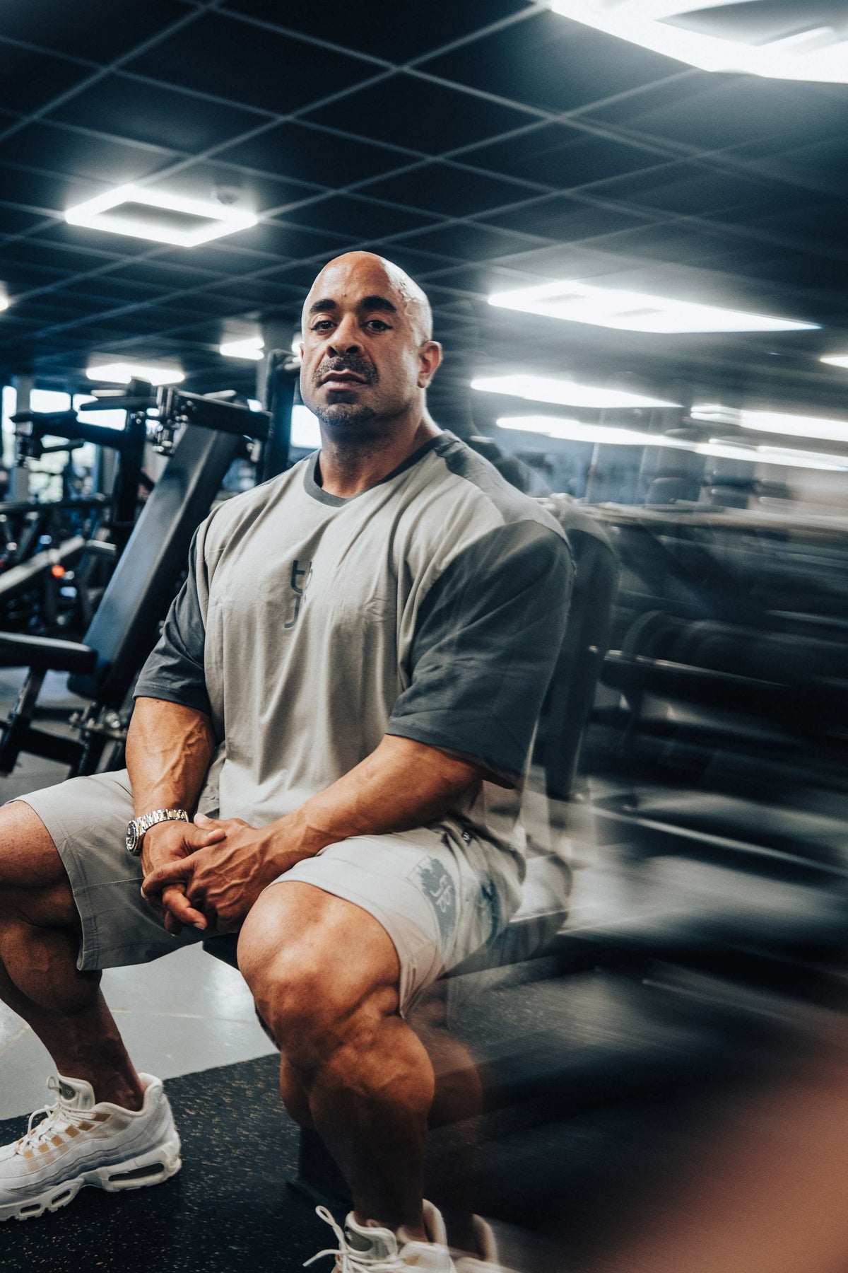Set In Sleeve Tshirt - Vertical back logo, Grey & Dark Grey