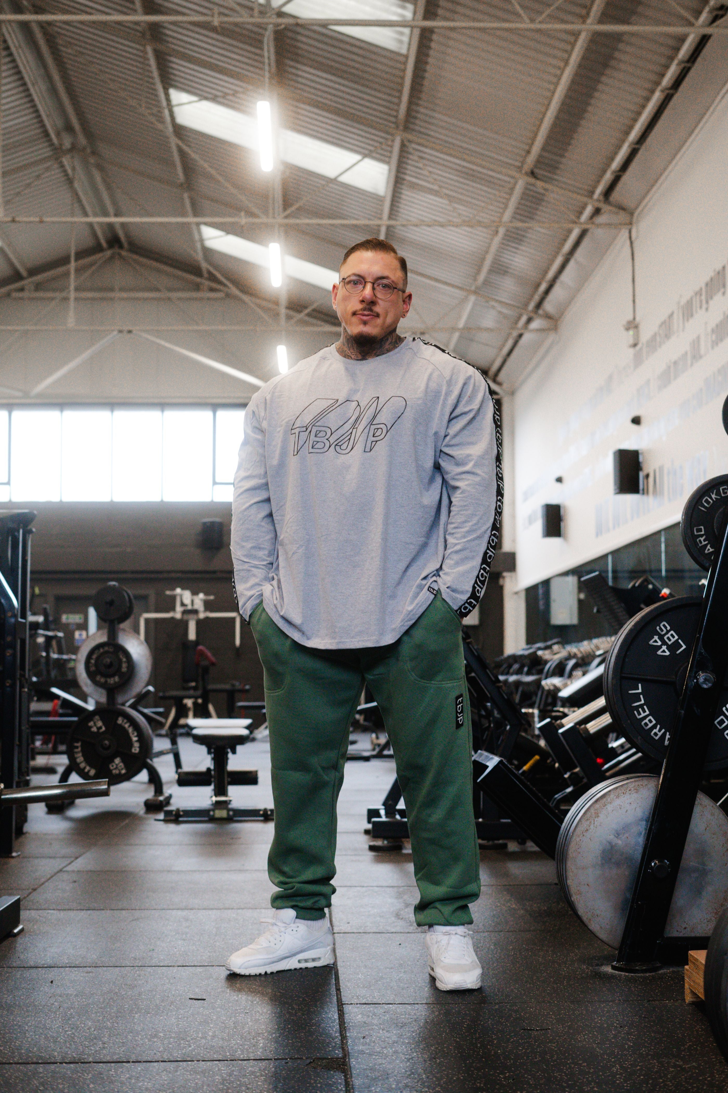 DNFM Joggers in Khaki