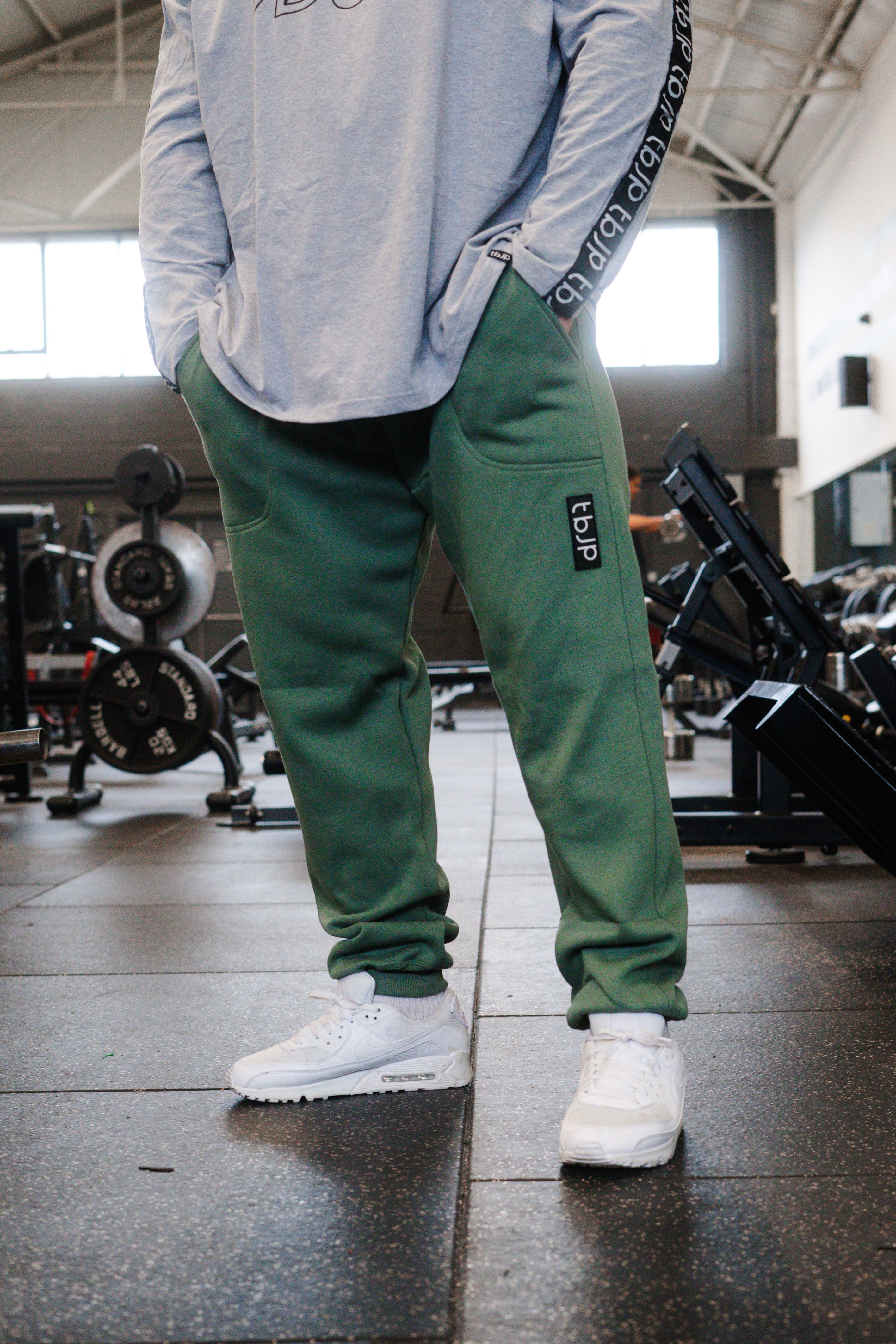 DNFM Joggers in Khaki