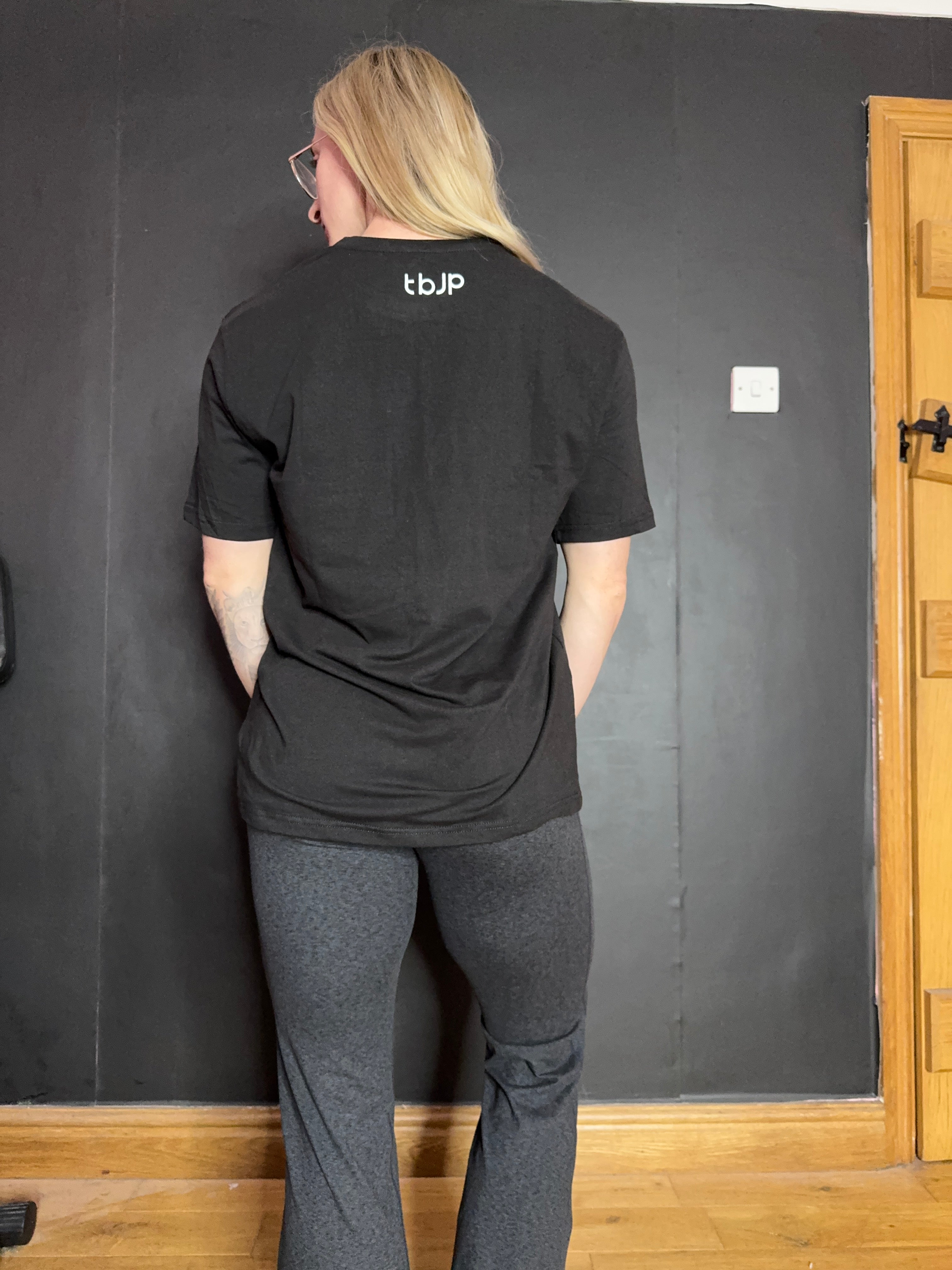 X Graphic Tshirt in Black