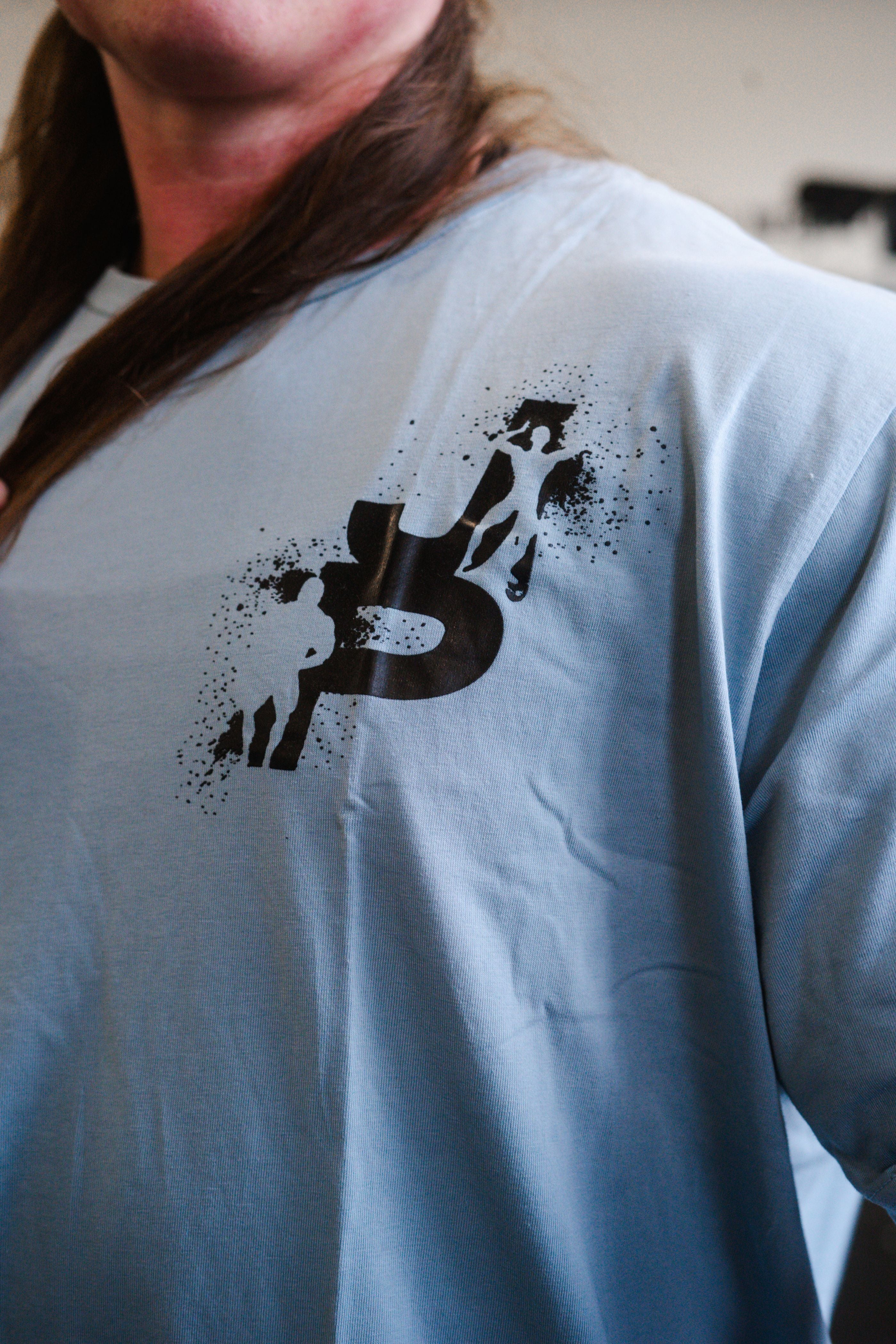 Circle Logo Tee in Grey