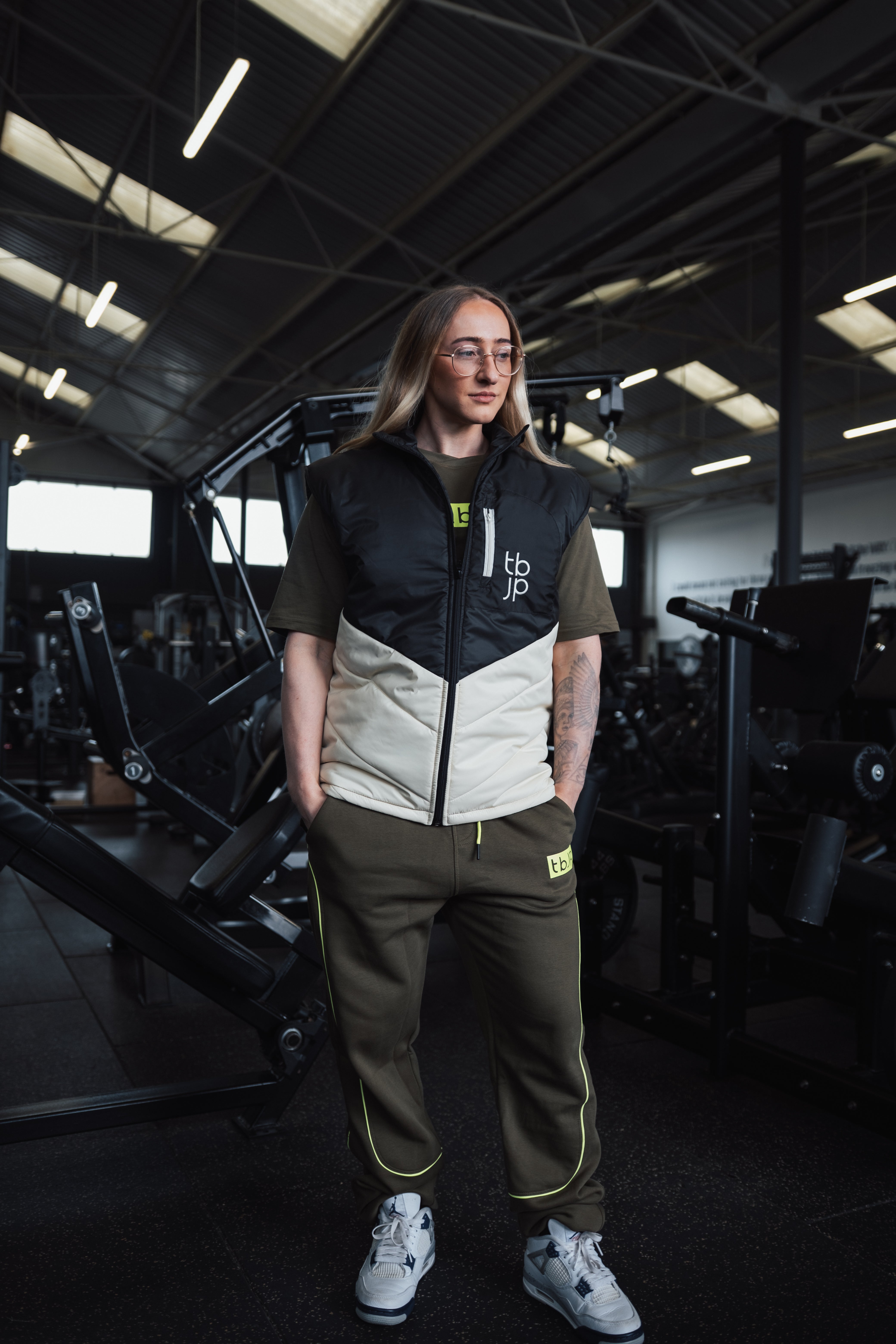 tbJP Insulated Gilet in White female