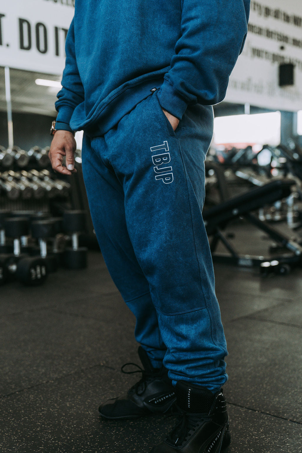 Do The Work Joggers in Acid wash Blue